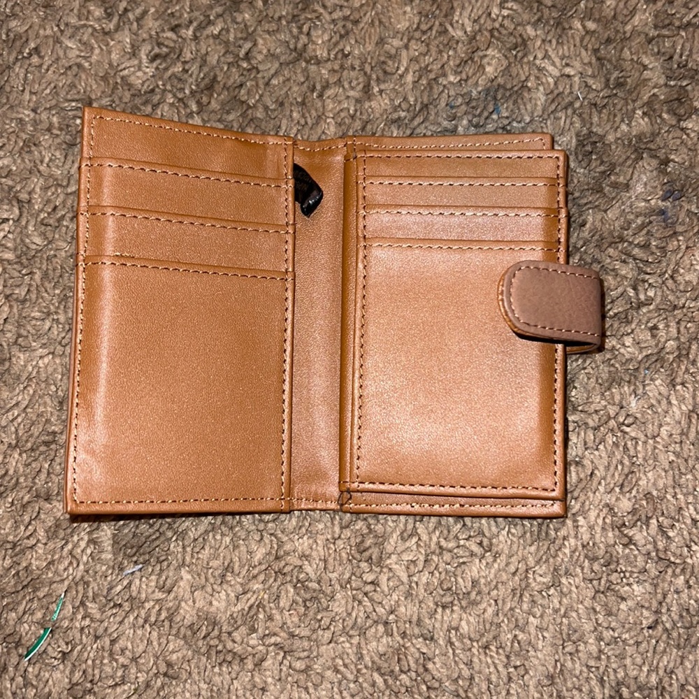 Wallet - Picture 2 of 3